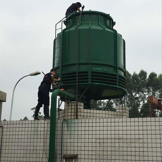 重燃集团某加气站冷却系统全方位清洗及压缩机组大修